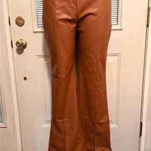 Chic Black and White Label